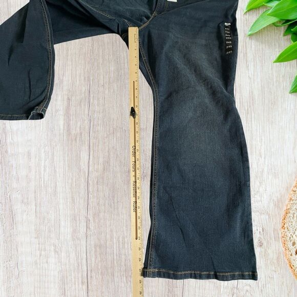 Torrid Luxe Womens Slim Boot Super Stretch MId-Rise Jeans Sz 24‎ SHORT NWT - Picture 6 of 8